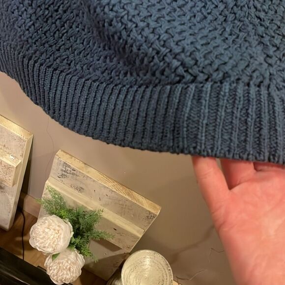 Free People Beach Crocheted Throw Over - Picture 7 of 11